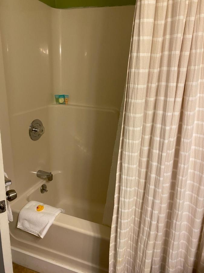 Bristol Suites Kültér fotó